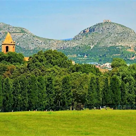 Hostal Can Ruben * 赫罗纳