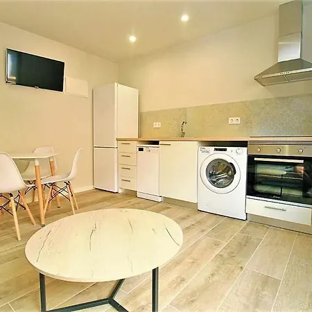 Hostal Can Ruben אכסניה